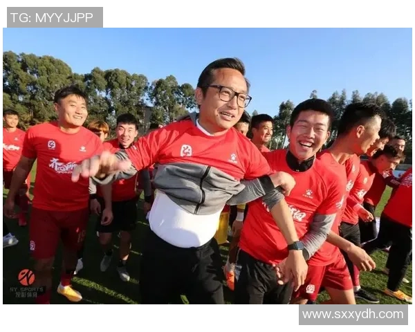 淄博蹴鞠足球俱乐部奋勇争先展现青春风采助力地方足球发展