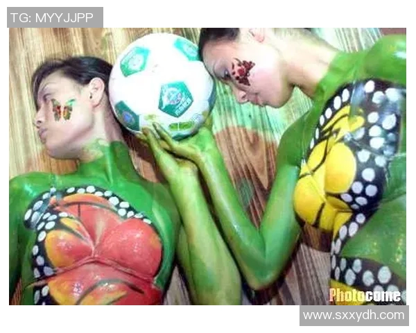 阿根廷足球宝贝的魅力与激情揭示了足球背后的动人故事与青春梦想 阿根廷足球宝贝的魅力与激情揭示了足球背后的动人故事与青春梦想